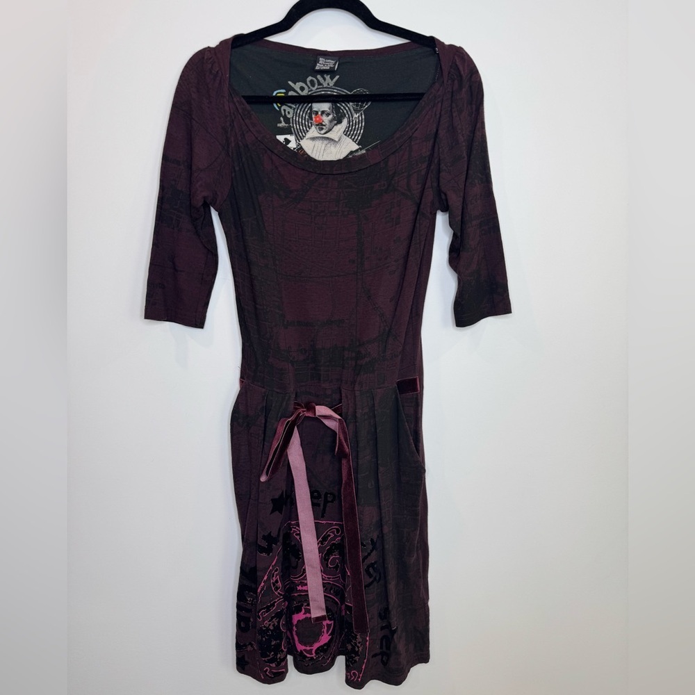 Vintage-Inspired Plum Scoop Neck Dress with Tie Waist